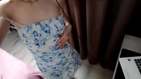 Snapshot of stacyscholle chatting on February 20, 6:48 am Mila online show from February 20, 6:48 am