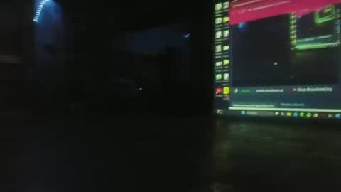 Snapshot of stacytasteme chatting on August 1, 5:18 am Submissive Slut LOVES adoration online show from August 1, 5:18 am
