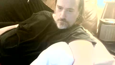 Snapshot of stamfordchub chatting on June 8, 12:14 am Michael online show from June 8, 12:14 am
