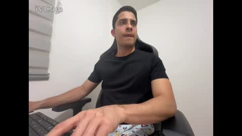 Snapshot of stan_will chatting on February 2, 4:05 am Stan online show from February 2, 4:05 am