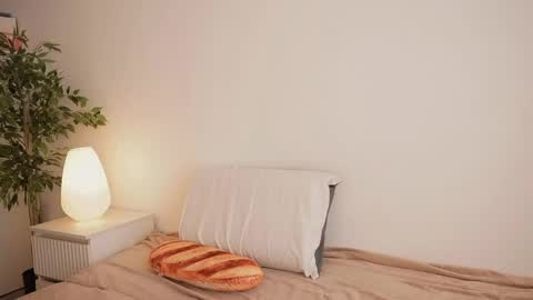 Kristina online show from April 6, 1:45 pm