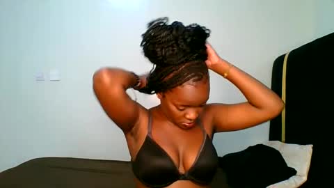 Snapshot of stargirl_lia chatting on May 27, 5:59 am lia online show from May 27, 5:59 am