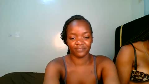 Snapshot of stargirl_lia chatting on May 27, 9:34 pm lia online show from May 27, 9:34 pm