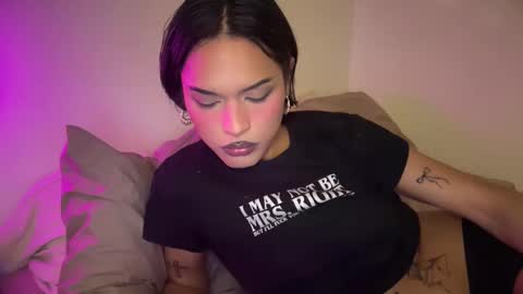 Snapshot of stargirlrising chatting on December 19, 12:17 am STAR online show from December 19, 12:17 am