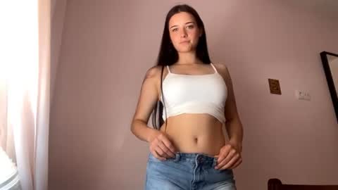 Lola online show from July 7, 11:36 am