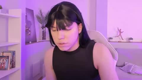 Snapshot of starlight_madison chatting on February 22, 2:02 am Madison online show from February 22, 2:02 am