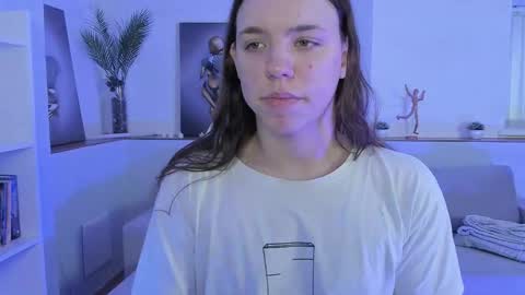 Snapshot of starlight_madison chatting on March 1, 2:02 am Madison online show from March 1, 2:02 am