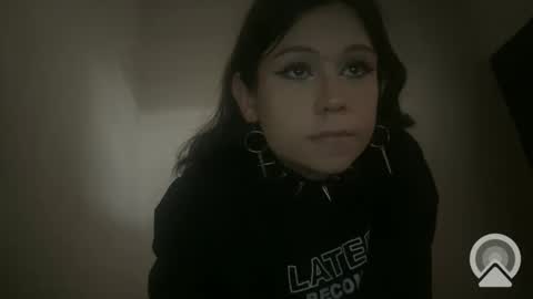 Snapshot of starmoonly chatting on February 10, 10:19 pm starmoonly online show from February 10, 10:19 pm