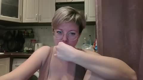 Snapshot of stasya_07 chatting on December 24, 8:16 pm Stasya online show from December 24, 8:16 pm