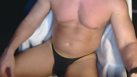 Snapshot of steelphysique chatting on April 8, 10:37 am SteelPhysique online show from April 8, 10:37 am