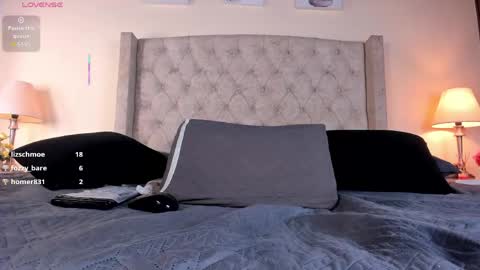Snapshot of stefa_rosse chatting on April 30, 8:57 pm stefa_rosse online show from April 30, 8:57 pm