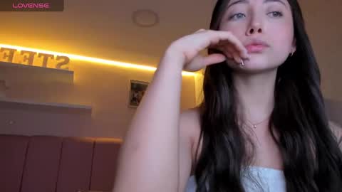 Snapshot of stefaagomez chatting on March 6, 5:22 pm Stefa Gomez online show from March 6, 5:22 pm