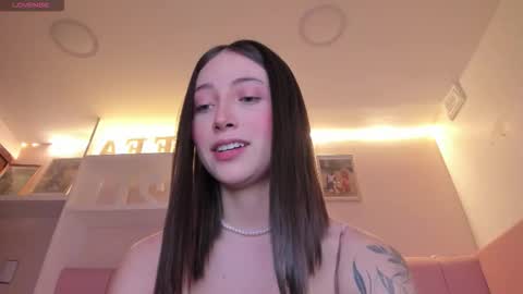 Stefa Gomez  online show from December 14, 11:15 am