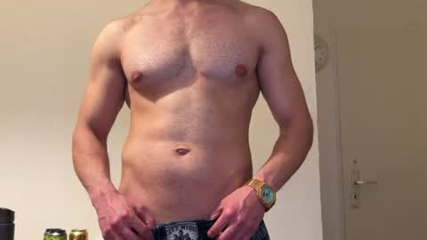 Snapshot of stefan45017 chatting on June 8, 9:04 pm Stefan online show from June 8, 9:04 pm