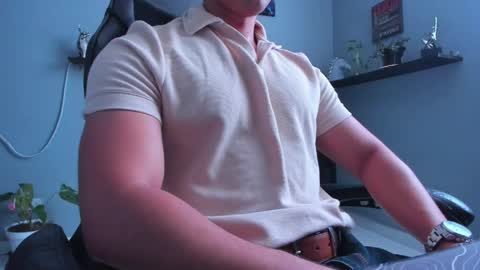 Snapshot of stefann_salvatore chatting on June 4, 4:13 pm Stefann Salvatore online show from June 4, 4:13 pm