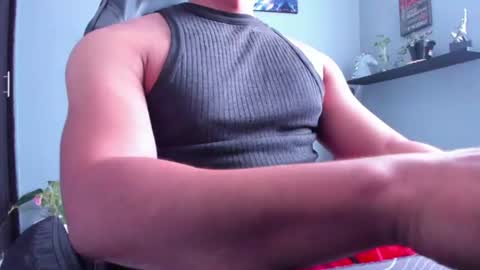 Snapshot of stefann_salvatore chatting on June 19, 6:34 pm Stefann Salvatore online show from June 19, 6:34 pm