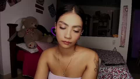 Snapshot of stefanny_pllus chatting on September 19, 1:18 am Im MiaIts my first day here online show from September 19, 1:18 am