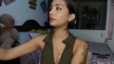 Snapshot of stefanny_pllus chatting on September 24, 1:09 am Im MiaIts my first day here online show from September 24, 1:09 am