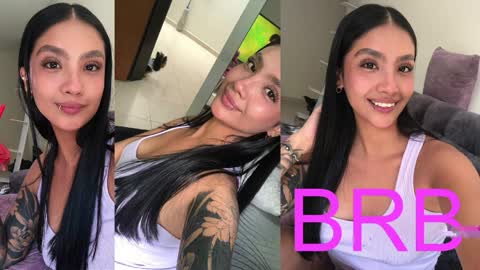 Im MiaIts my first day here  online show from April 4, 9:01 pm