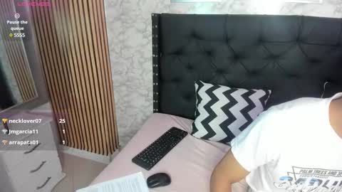 stefany_pablo1 online show from February 11, 3:29 pm