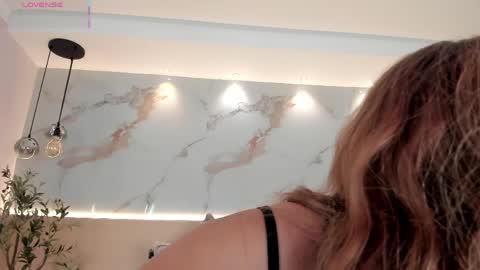    online show from March 27, 11:32 am