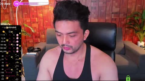Snapshot of steffan_sebastian chatting on December 7, 2:31 am STEFFAN online show from December 7, 2:31 am