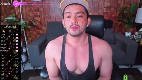 Snapshot of steffan_sebastian chatting on December 8, 2:07 am STEFFAN online show from December 8, 2:07 am
