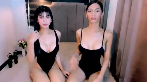 Snapshot of steffani_deluxe chatting on February 20, 6:26 am STEF online show from February 20, 6:26 am