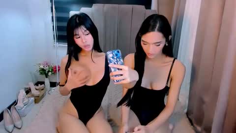 Snapshot of steffani_deluxe chatting on March 21, 8:30 am STEF online show from March 21, 8:30 am