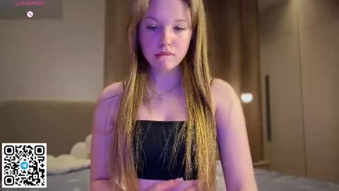 STEFI  Streams every day from 10 PM GTM1  online show from May 18, 9:42 pm