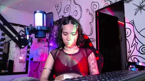   online show from March 26, 5:24 am