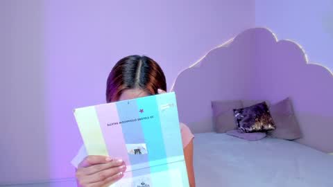 stefie online show from January 2, 7:18 pm