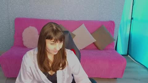 Snapshot of steladream chatting on May 28, 9:28 am Stela online show from May 28, 9:28 am