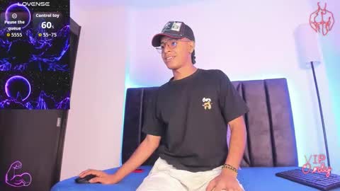 Drake online show from February 17, 1:51 pm