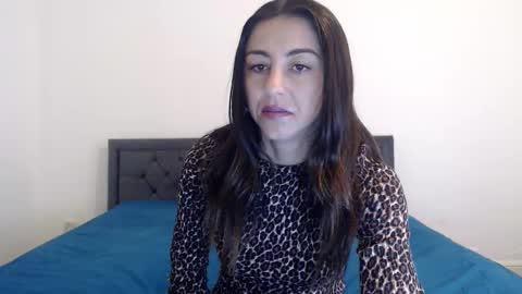 Snapshot of stella_john chatting on September 10, 6:13 am Stella John online show from September 10, 6:13 am