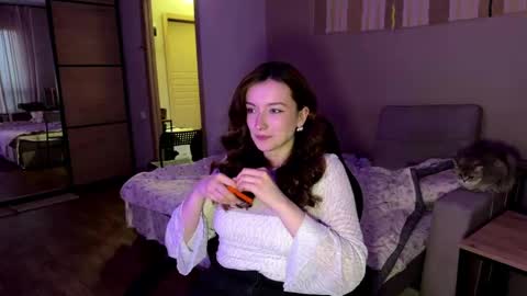 Snapshot of stella_rass chatting on May 17, 2:35 pm Stella online show from May 17, 2:35 pm