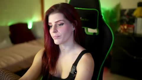 Snapshot of stella_shock chatting on May 26, 4:36 pm Stella online show from May 26, 4:36 pm