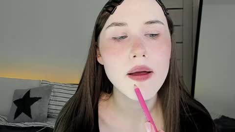 stella_sunny online show from May 24, 4:34 pm
