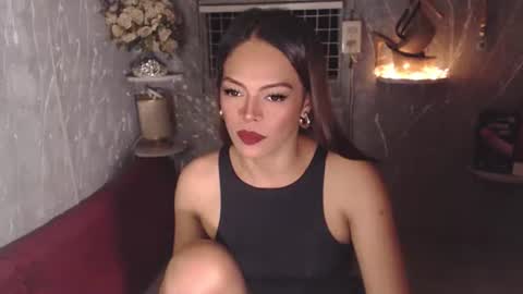 stella online show from October 6, 6:05 pm