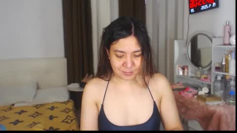 Stella online show from April 19, 2:55 am