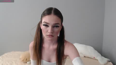 stellapayne online show from December 3, 9:55 am