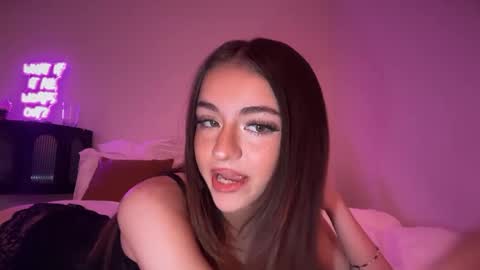 Snapshot of stellapearl chatting on September 28, 8:36 pm stellapearl online show from September 28, 8:36 pm