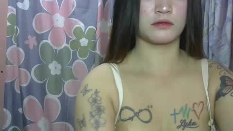 Snapshot of stellapearlx chatting on February 21, 7:53 am Stellapearlx online show from February 21, 7:53 am