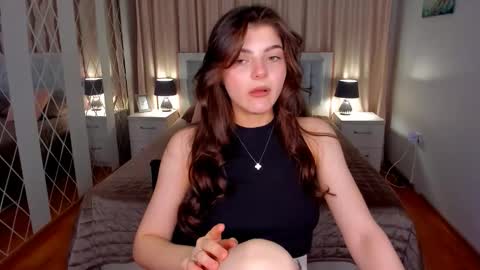 StellaRainbow online show from April 1, 9:21 am