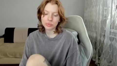 Snapshot of stellaswen chatting on May 12, 11:07 am S T E L L A online show from May 12, 11:07 am
