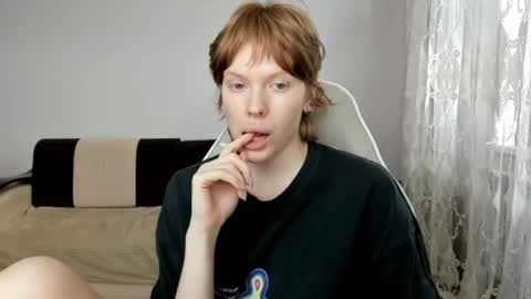 Snapshot of stellaswen chatting on May 23, 10:08 am S T E L L A online show from May 23, 10:08 am