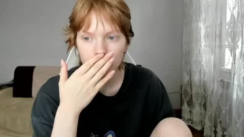 Snapshot of stellaswen chatting on May 29, 10:46 am S T E L L A online show from May 29, 10:46 am