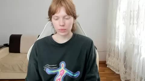 Snapshot of stellaswen chatting on June 12, 11:09 am S T E L L A online show from June 12, 11:09 am