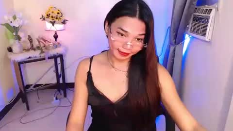 Snapshot of stellaxtemptationx chatting on September 9, 12:59 pm Stella sweet online show from September 9, 12:59 pm