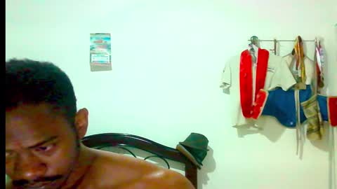 Snapshot of stemanlu9 chatting on December 10, 7:05 am Steman online show from December 10, 7:05 am